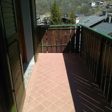 Condominio Orobia Apartman *